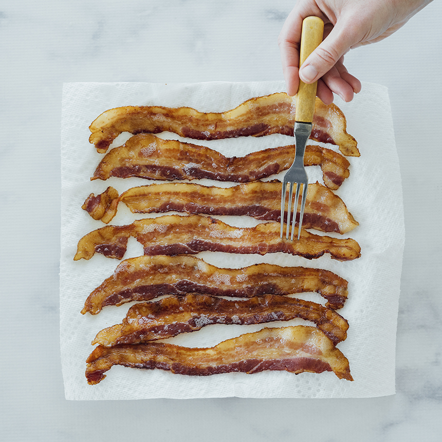 Asparagus Poached Egg and Bacon Salad Step1