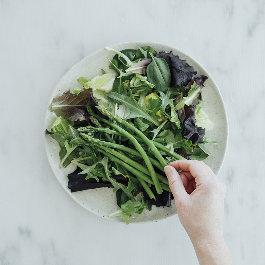 Asparagus Poached Egg and Bacon Salad Step4