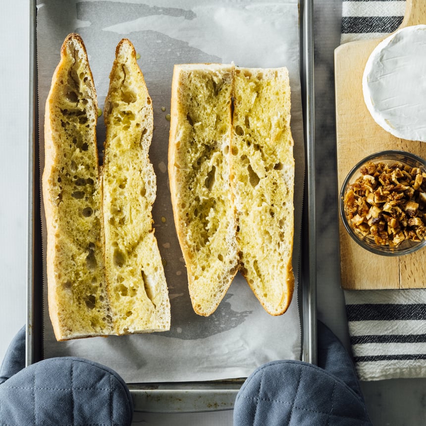 Brie and Fig Bruschetta Step 1