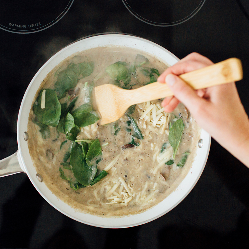 Mushroom Noodle Florentine Step5 add cheese and spinach