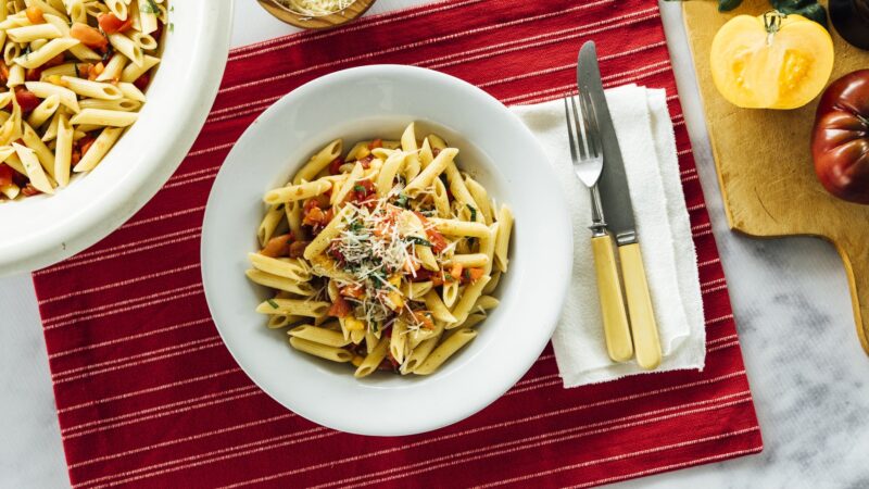 No Cook Heirloom Tomato Sauce Hero