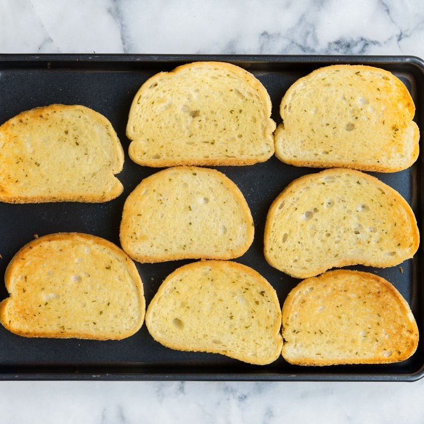 arrange toast on pan
