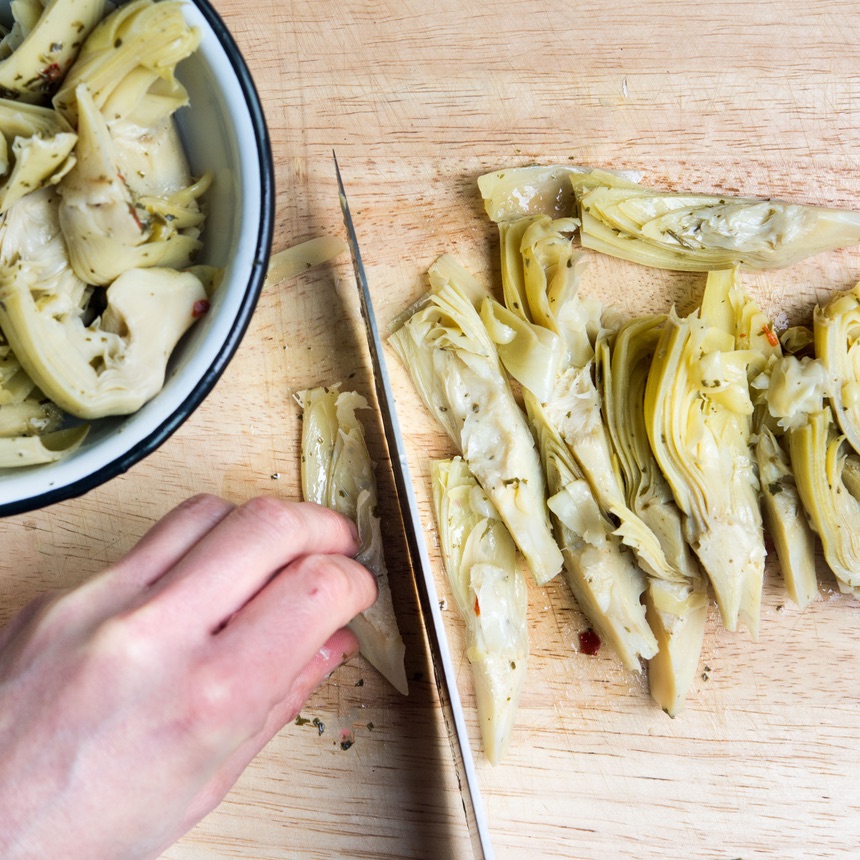 cut artichokes lengthwise
