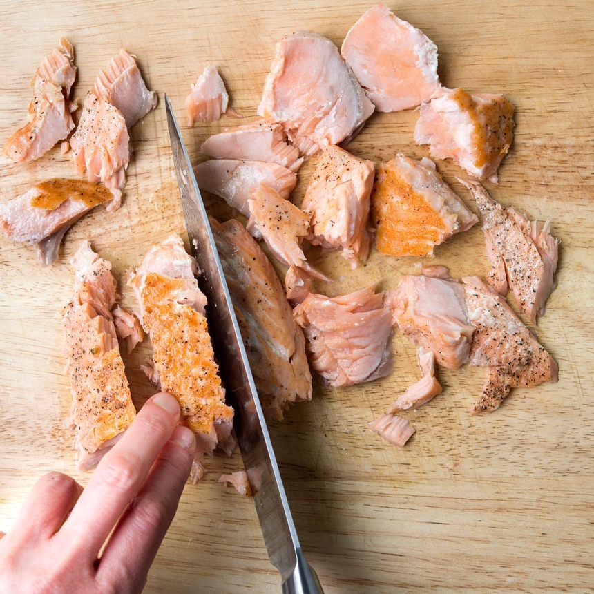 cut salmon into pieces
