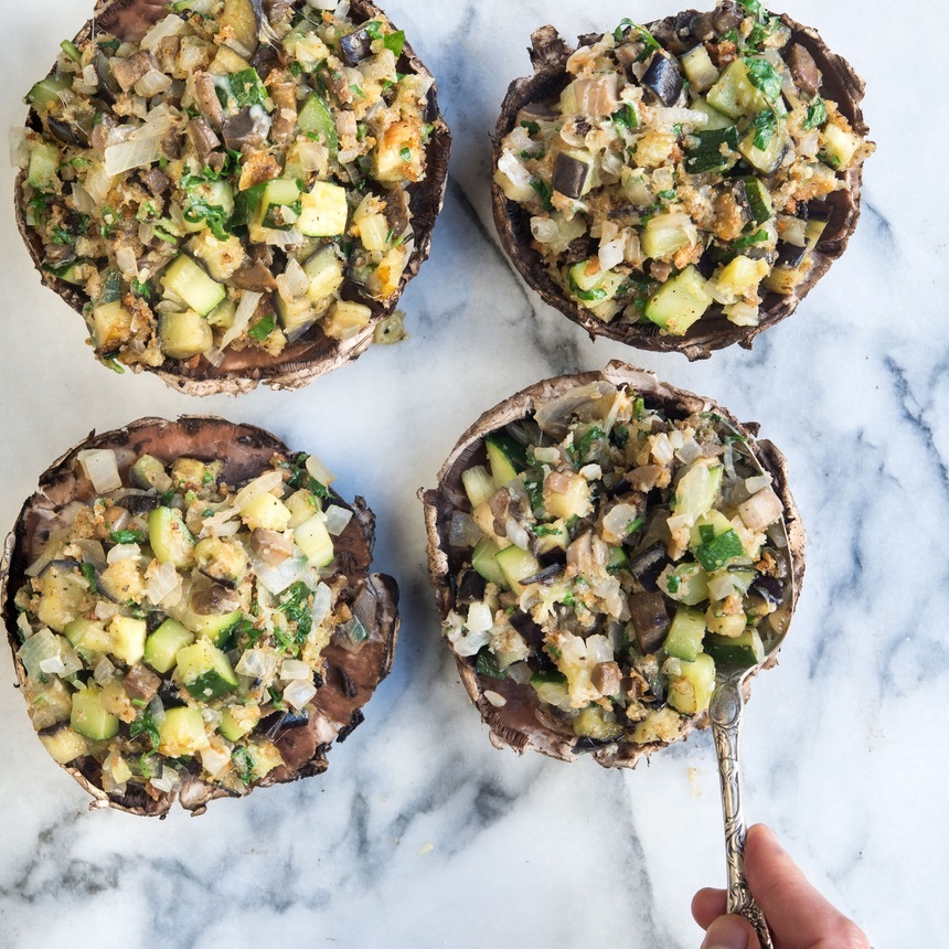 divide filling in mushrooms