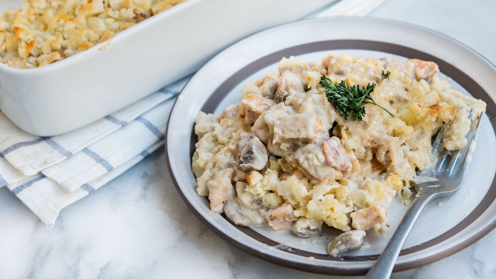 main scalloped chicken and mushrooms