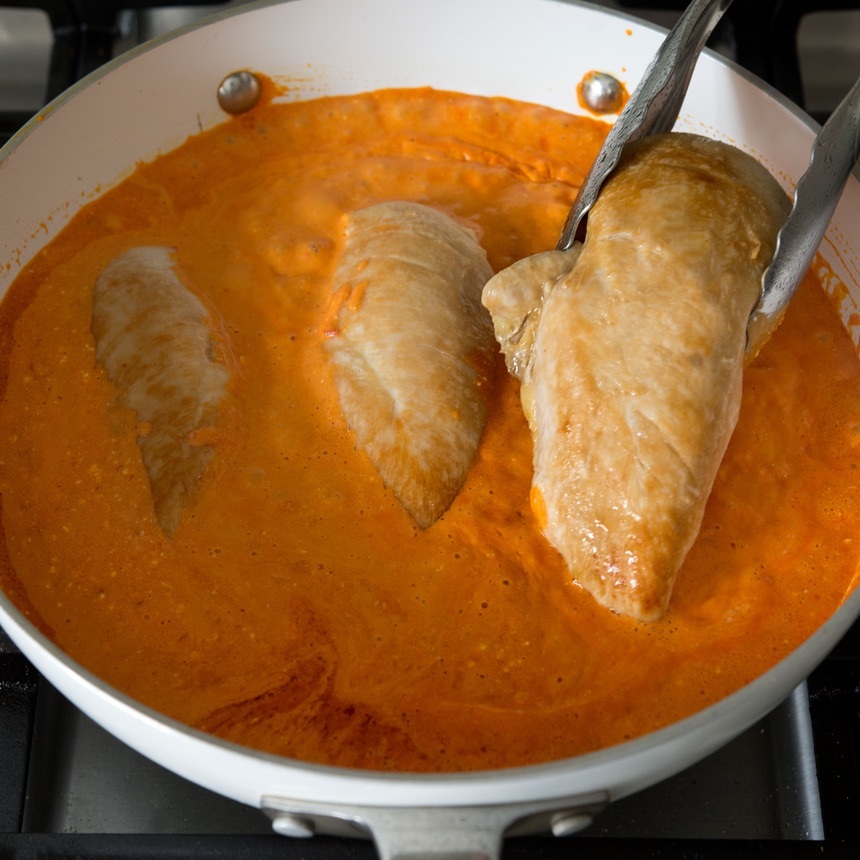return chicken to sauce