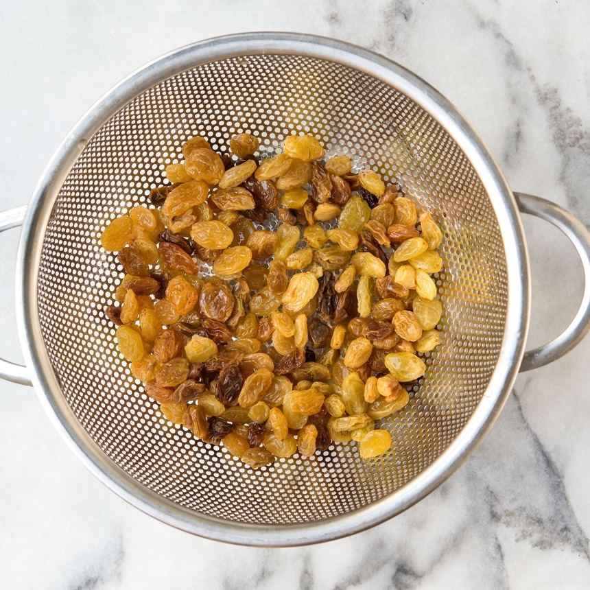 soak and drain raisins