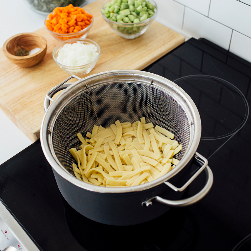 step1 boil egg noodles 1