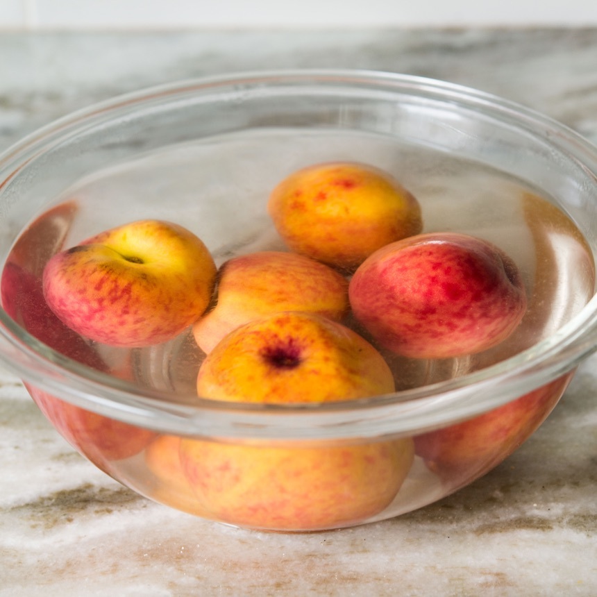 submerge peaches in water