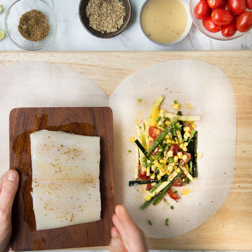 add fish to parchment