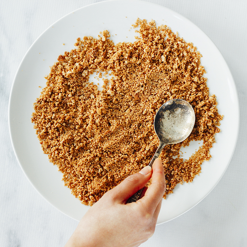 Mozzarella Sticks with Balsamic Marinara Step1