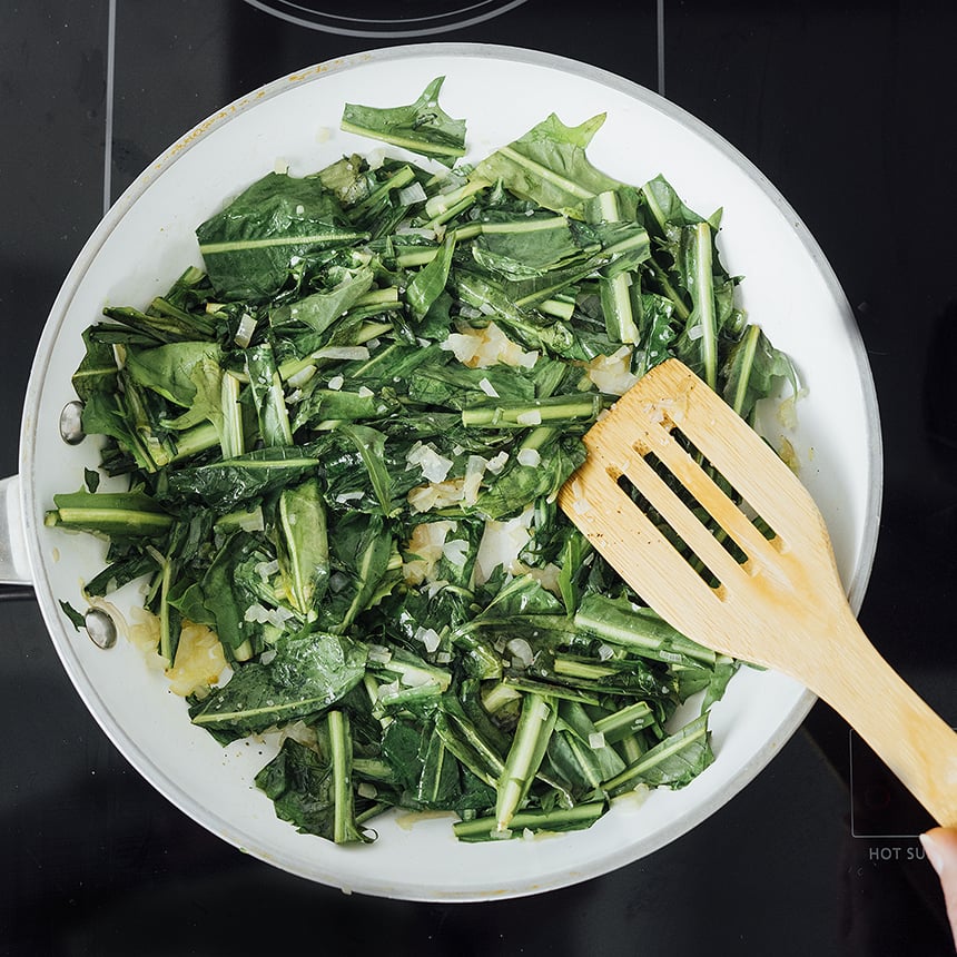Tomato and Dandelion Greens Soup Step3