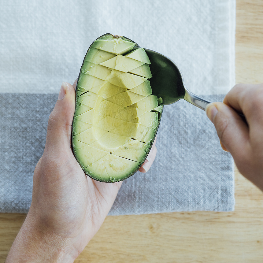 Tuna Tartare with Avocado Step2
