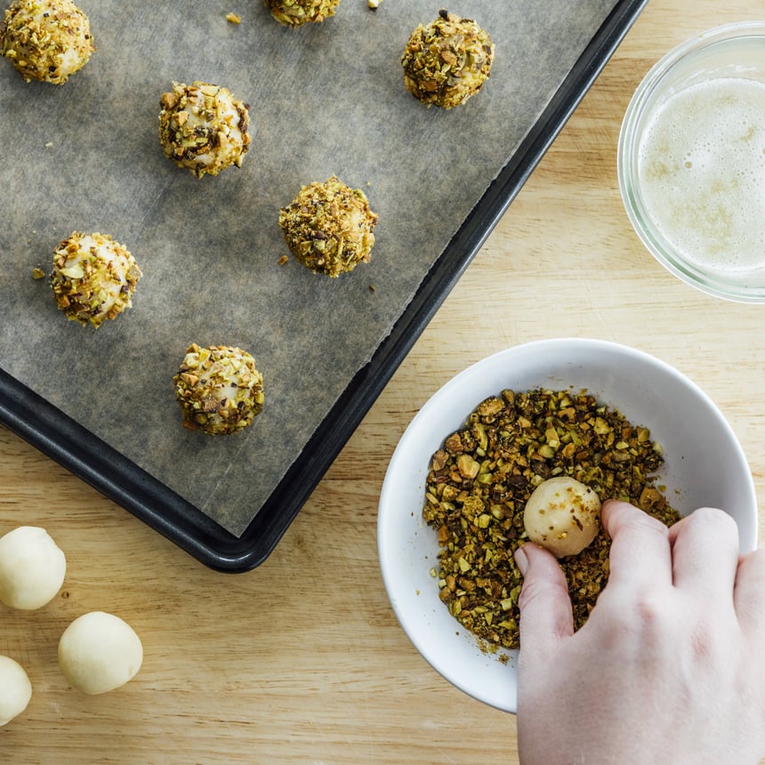 Pistachio Thumbprint Cookies Step3