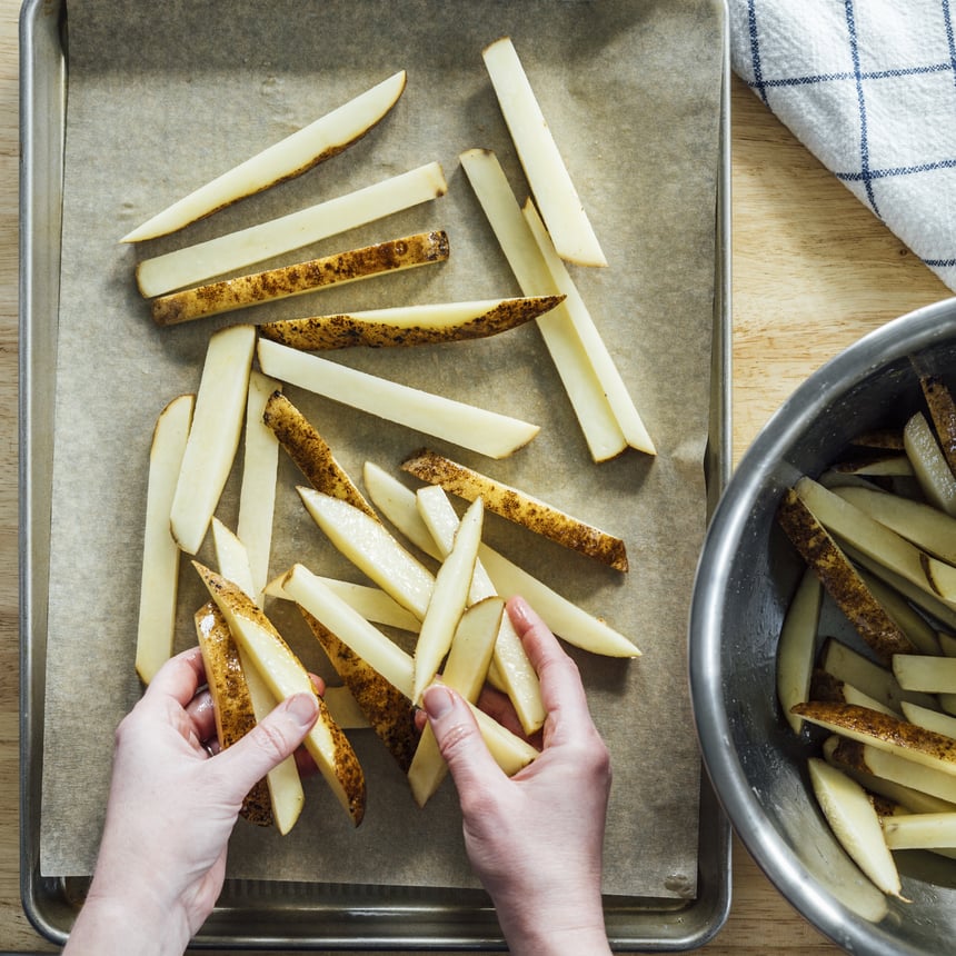 Oven baked french fries with quick aioli Step 2